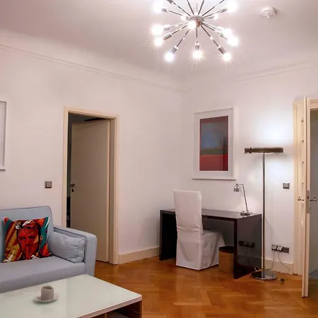 Top-designerwohnung In Messenaehe * Dusseldorf